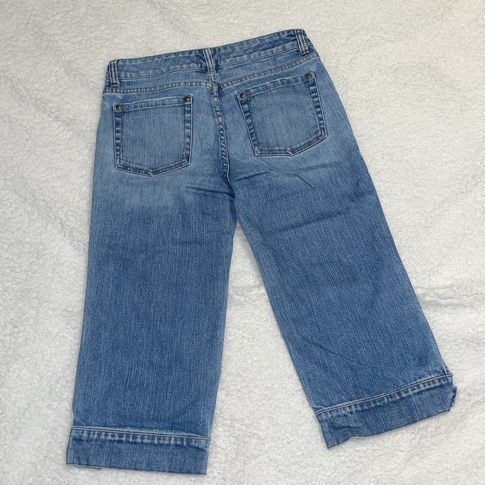 WHBM capri jeans - Picture 5 of 5